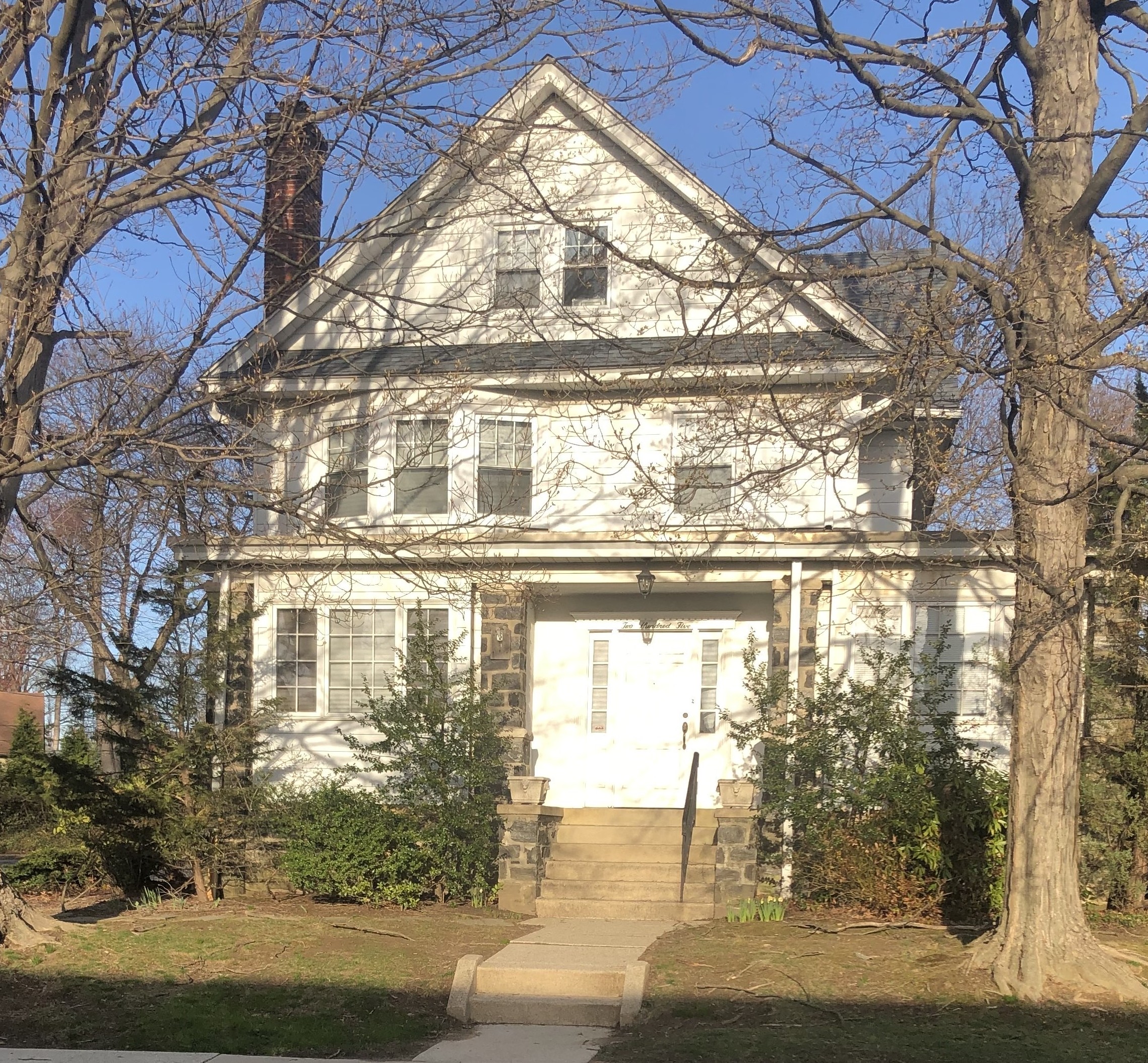 205 Lansdowne Road